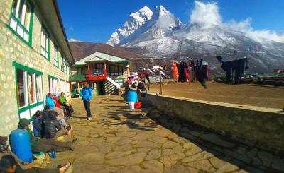  Mount Everest Base camp Trek tea house