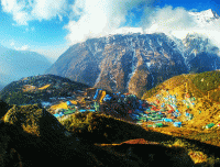 Namche-Bazar-at-Everest-Trail