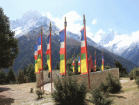 Statue-of-Tenzing-Norgay-at-Sagarmatha-national-park