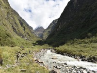 hiking-to-deurali-from-annapurna-base-camp