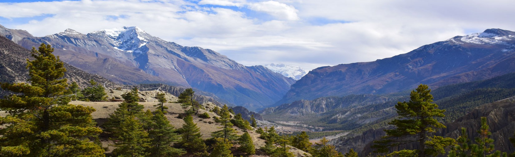 beautiful-landscape-seen-from-manang