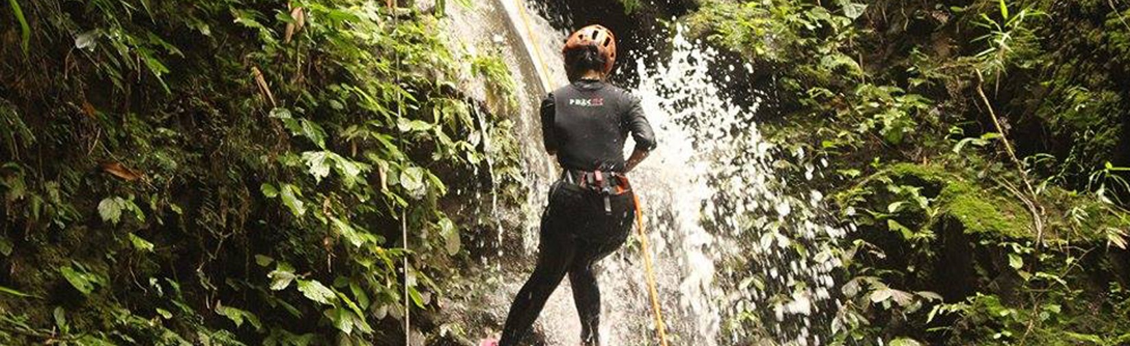 Kloofing in nepalCanyoning in Jalbire