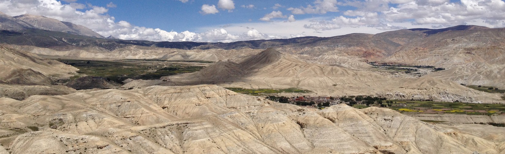 upper mustang landscape contrast